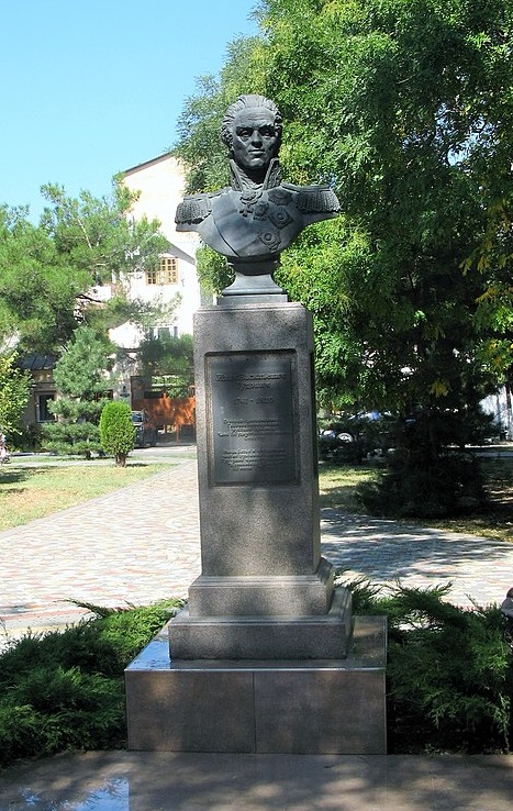 Памятник Гудовичу в Анапе